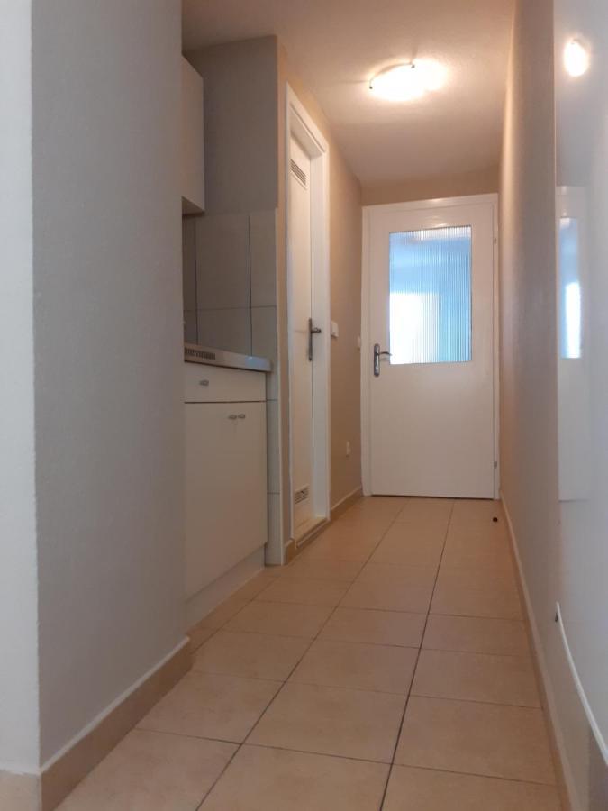Apartmani Patrick บาชกาโวดา ภายนอก รูปภาพ