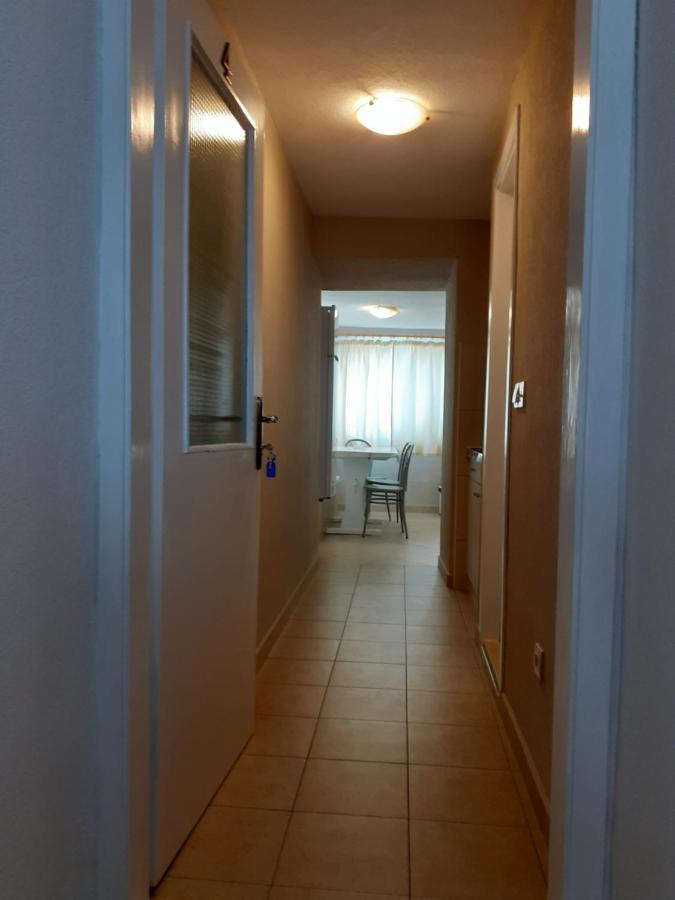Apartmani Patrick บาชกาโวดา ภายนอก รูปภาพ